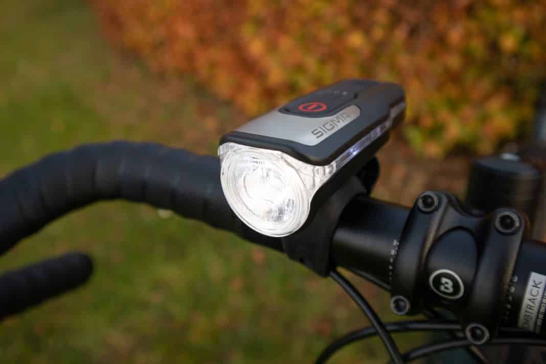 Sigma AURA 80 Test » Licht-Set inkl Sigma Aura 80 Blaze Rücklicht