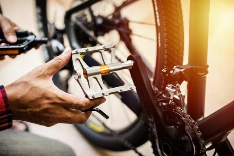 change install remove bike pedals