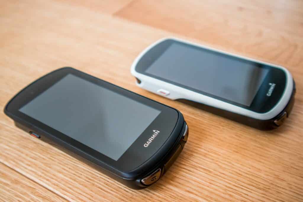 garmin edge 1030 plus vs 1030