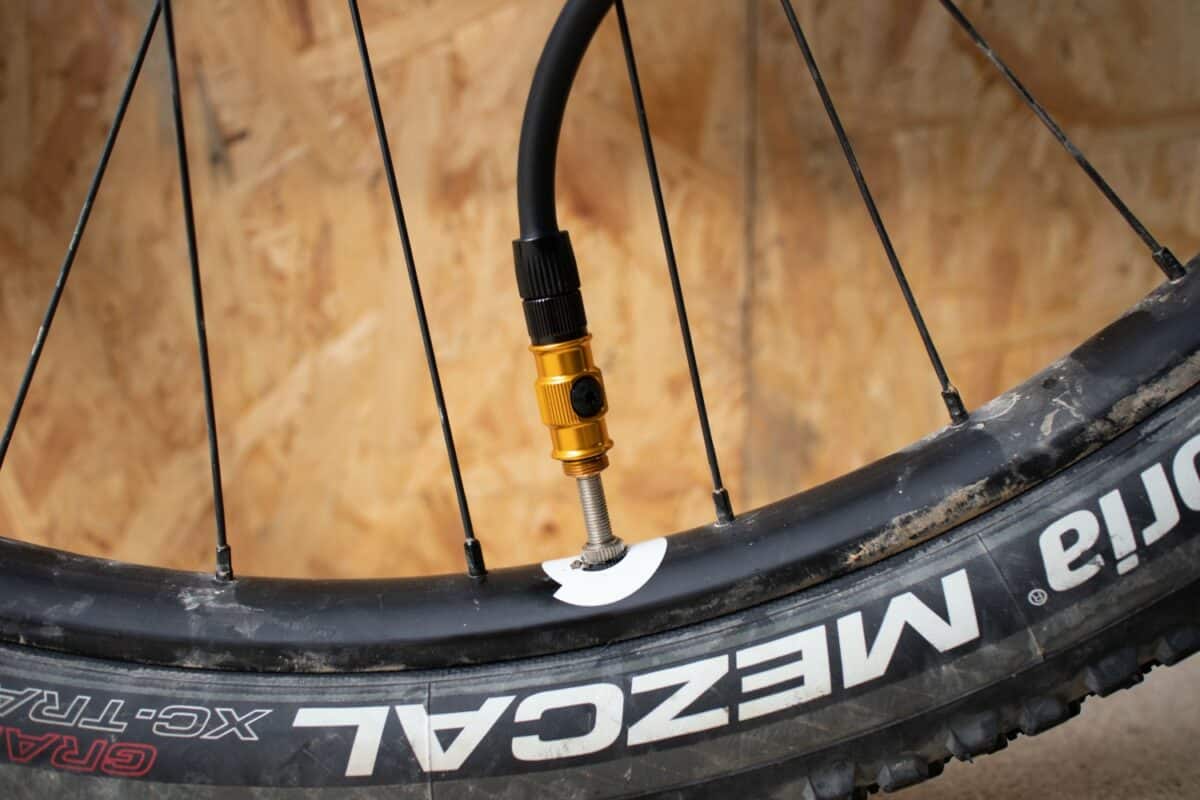 Pompe CO2 Lezyne Floor Drive LEZYNE Pompe CO2 Lezyne Floor Drive LEZYNE